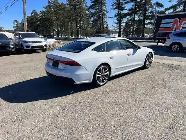 WAUVPBF22MN083202 2021 AUDI A7-3