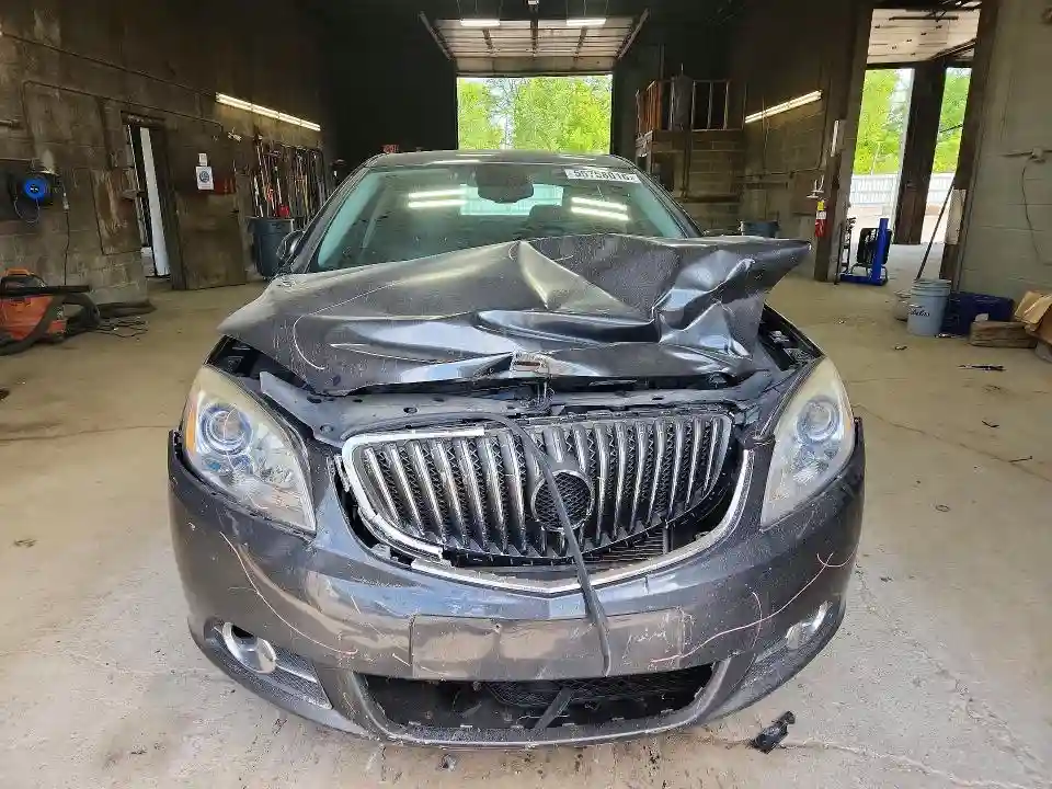 1G4PR5SK6H4121096 2017 BUICK VERANO-4