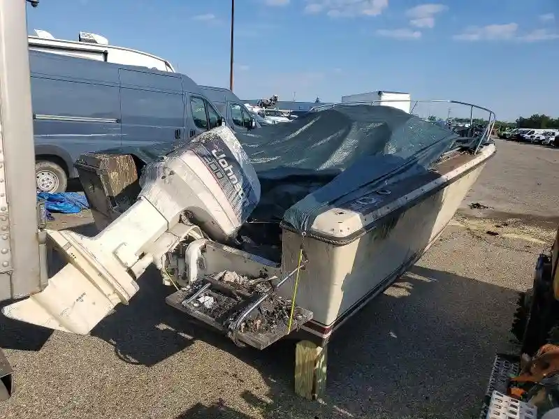 SSUC0085D686 1986 TIARA SPORTBOATS BOAT-3