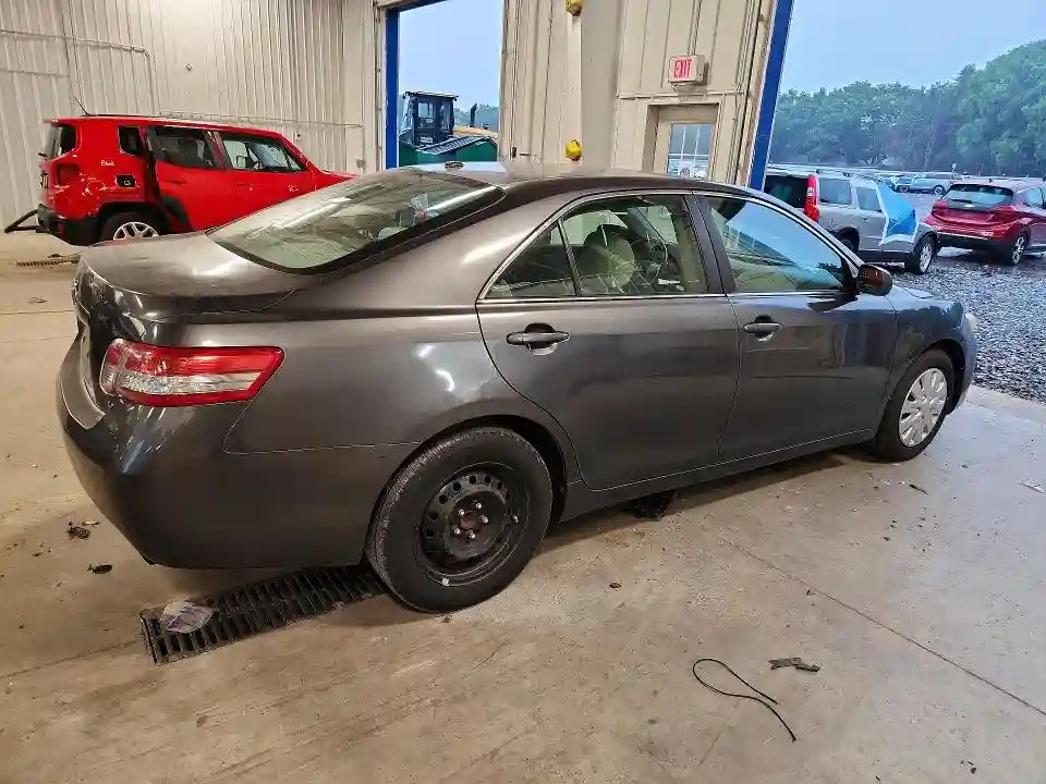 4T4BF3EK1AR011524 2010 TOYOTA CAMRY-2