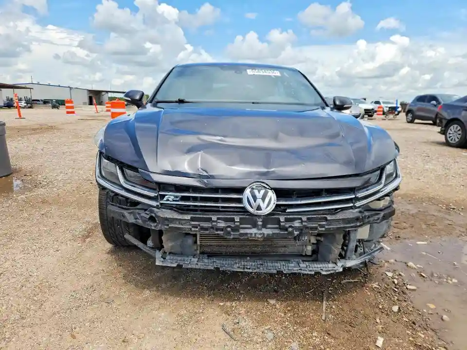 WVWFR7AN4KE027839 2019 VOLKSWAGEN ARTEON-4