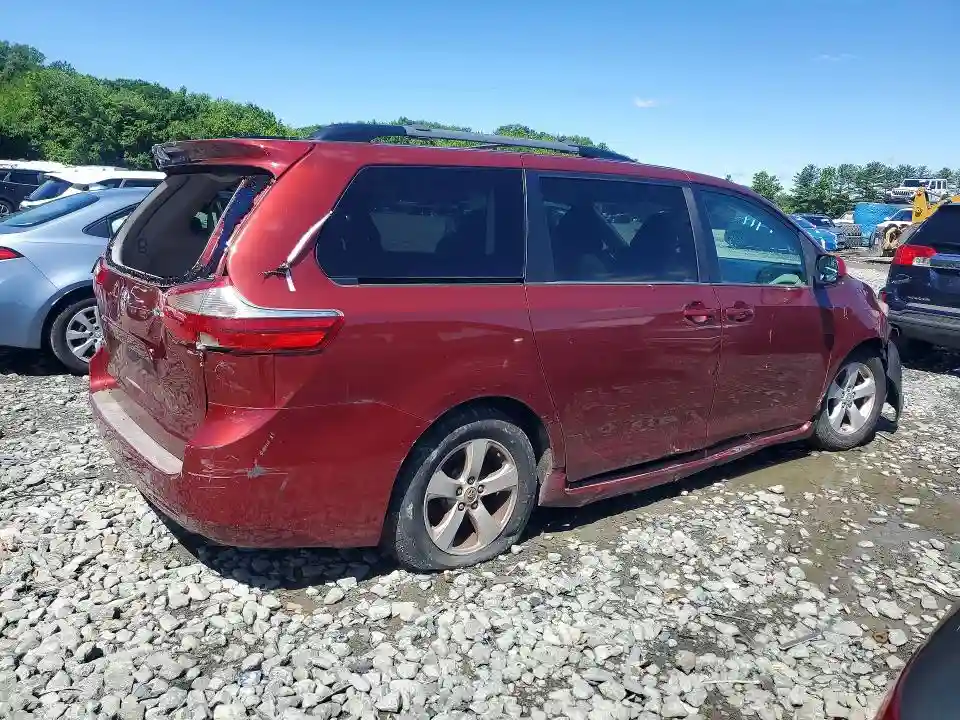 5TDKZ3DC3HS772408 2017 TOYOTA SIENNA-2