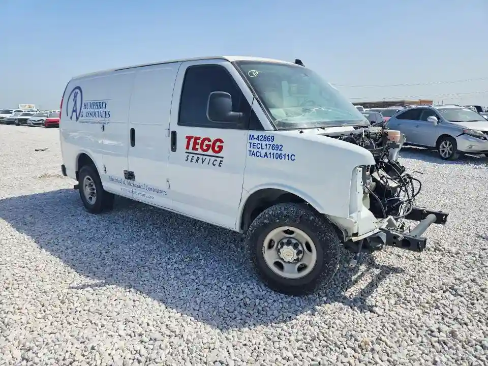 1GCWGAFP8R1290060 2024 CHEVROLET EXPRESS-3