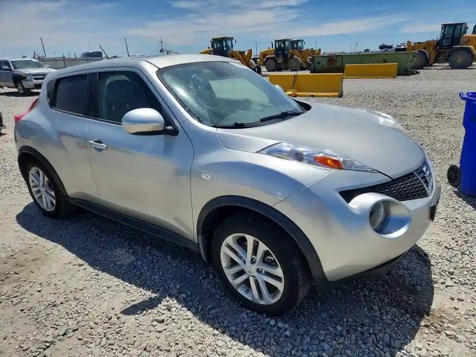 JN8AF5MV5BT025181 2011 NISSAN JUKE-3