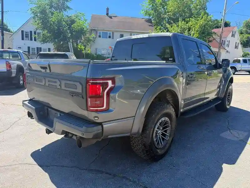 1FTFW1RG3KFB67810 2019 FORD F150-2