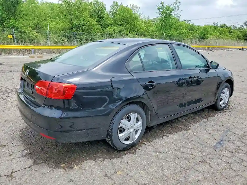 3VW2K7AJXEM319569 2014 VOLKSWAGEN JETTA-2