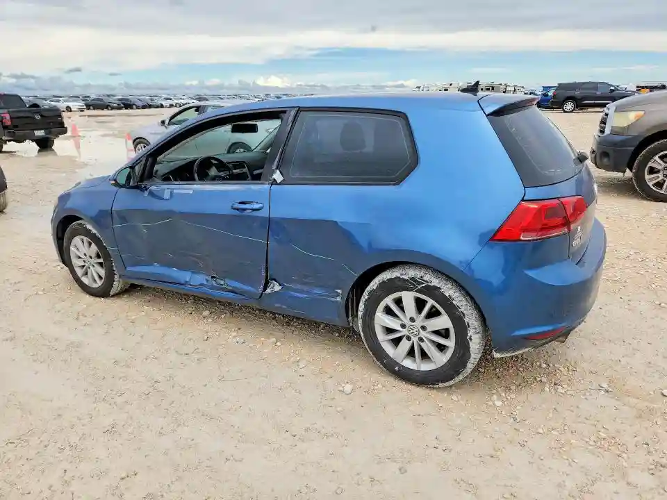 3VW817AUXFM069775 2015 VOLKSWAGEN GOLF-1