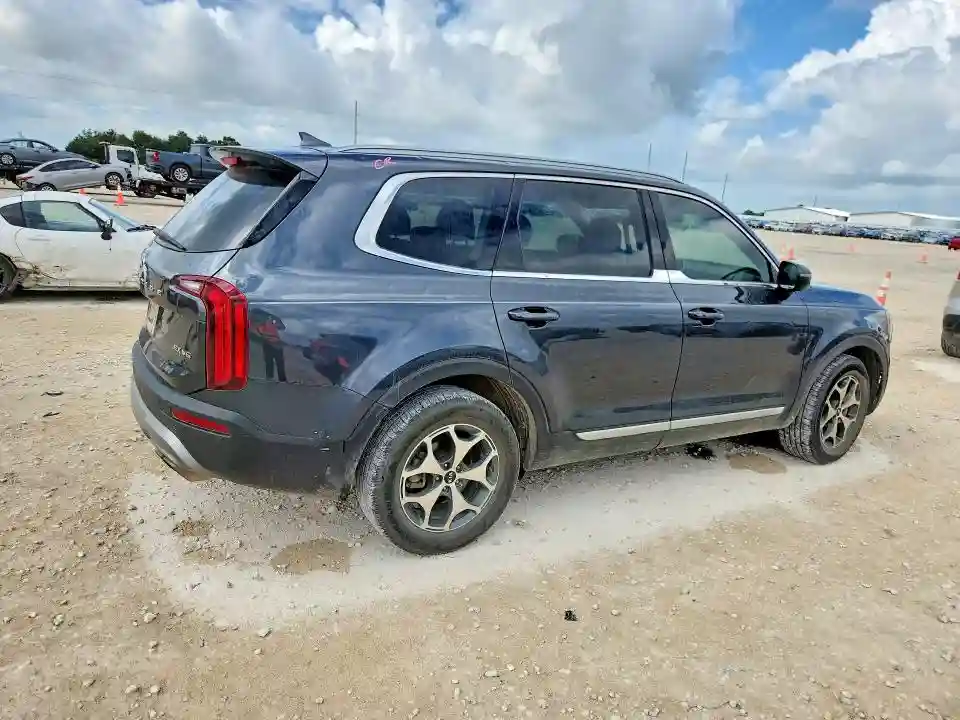 5XYP34HC0MG125611 2021 KIA TELLURIDE-2