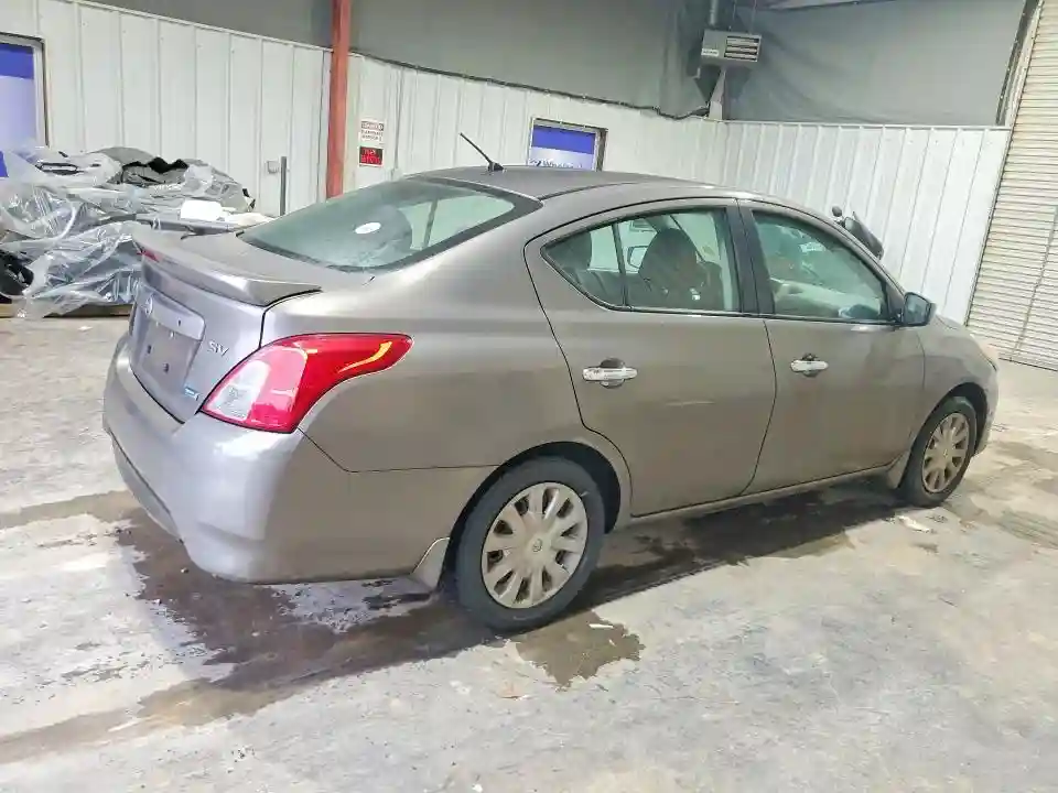 3N1CN7AP0FL827319 2015 NISSAN VERSA-2