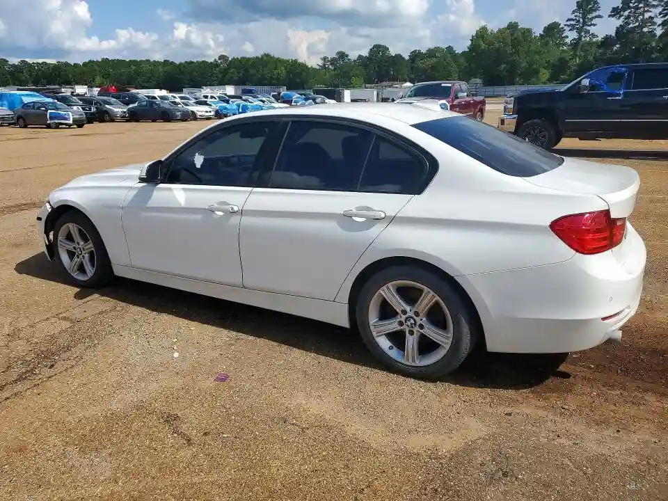 WBA3B1G51FNT07409 2015 BMW 3 SERIES-1