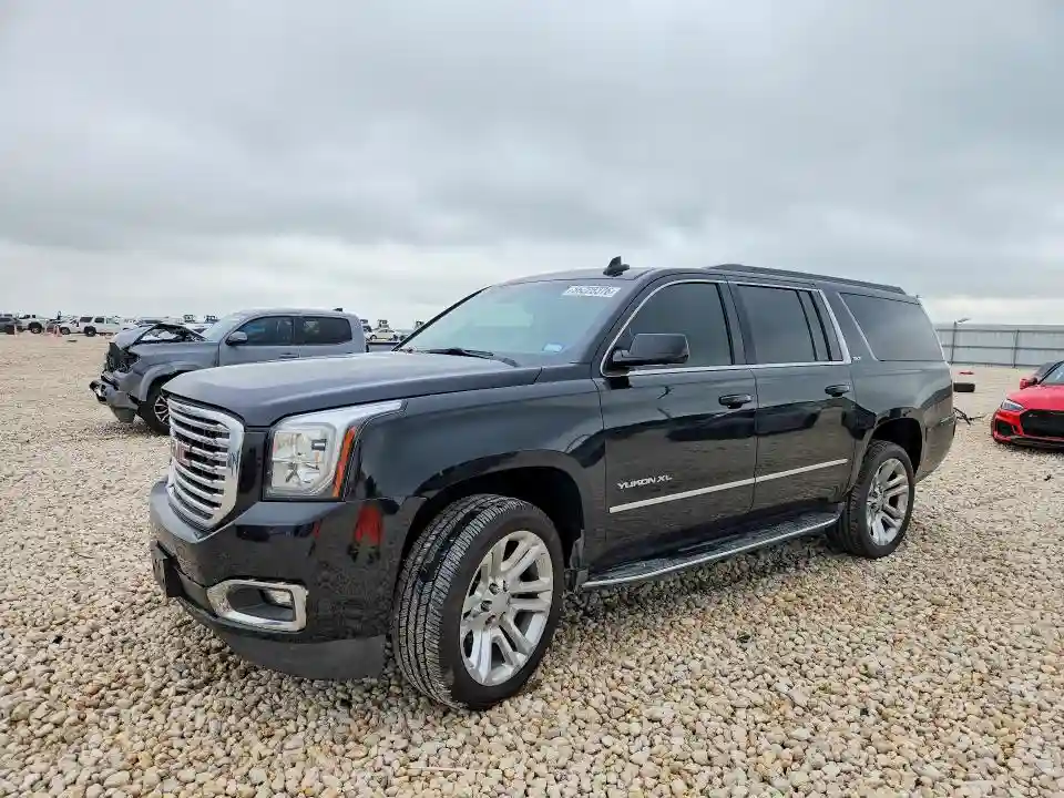 1GKS1GKC7JR389338 2018 GMC YUKON-0