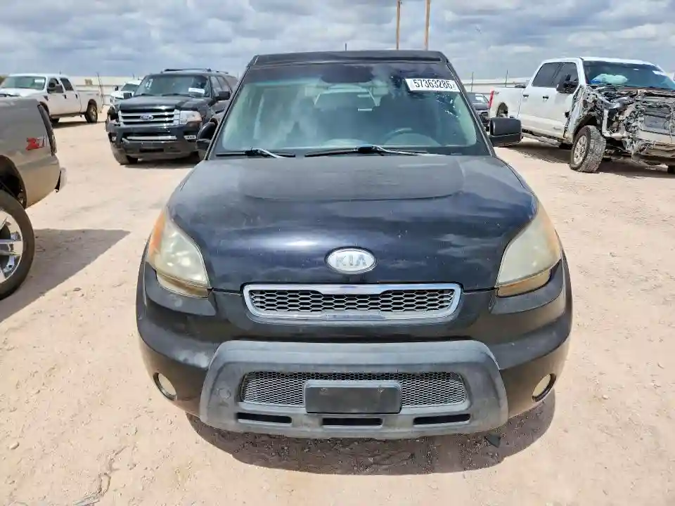 KNDJT2A25A7030515 2010 KIA SOUL-4