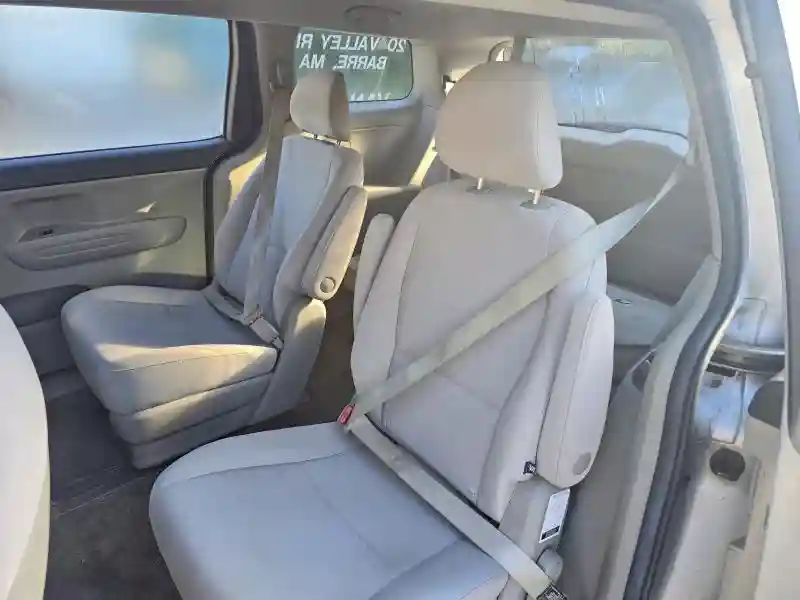 KNDMA5C1XJ6406169 2018 KIA SEDONA-5