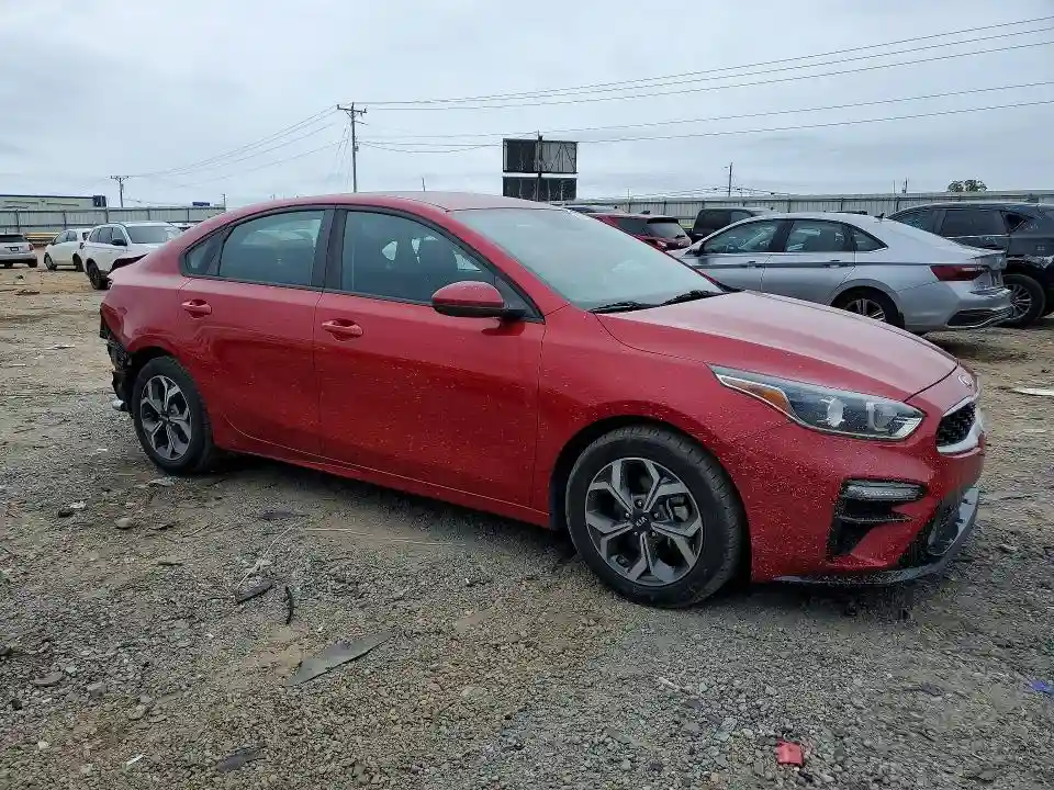 3KPF24AD1KE096390 2019 KIA FORTE LXS-3