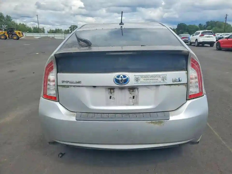 JTDKN3DUXC1516440 2012 TOYOTA PRIUS-5