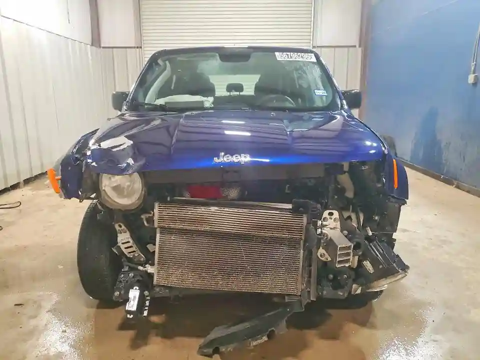 ZACNJBAB8LPL75824 2020 JEEP RENEGADE-4