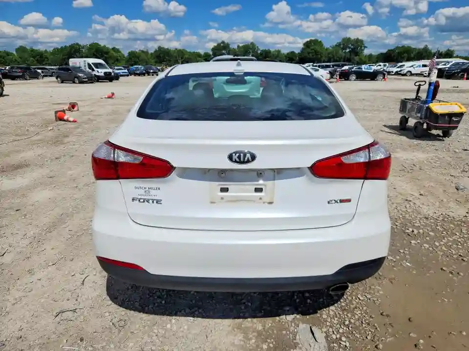 KNAFX4A81F5418190 2015 KIA FORTE-5