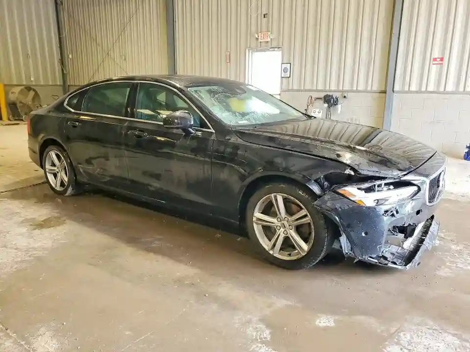 LVY982MK4JP036184 2018 VOLVO S90-3
