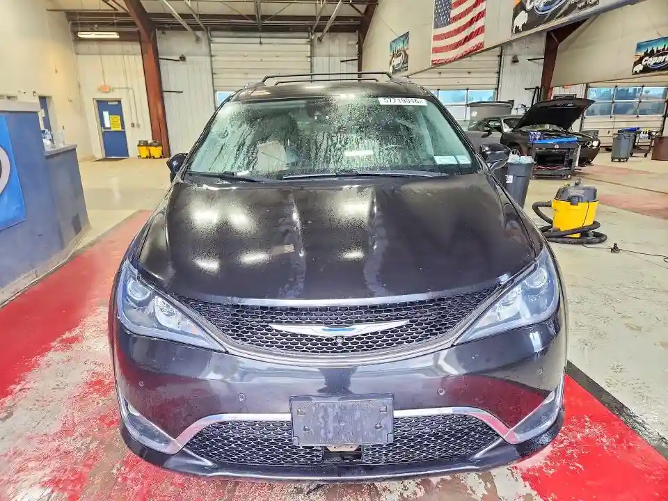 2C4RC1BG9JR114424 2018 CHRYSLER PACIFICA-4