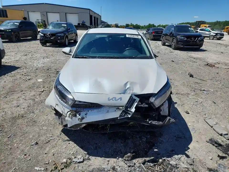 3KPF24AD2RE837446 2024 KIA FORTE LXS-4
