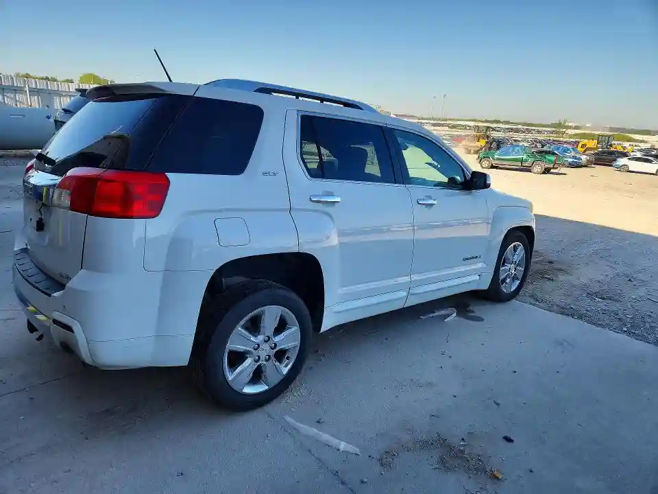 2GKFLYE37F6436755 2015 GMC TERRAIN-2