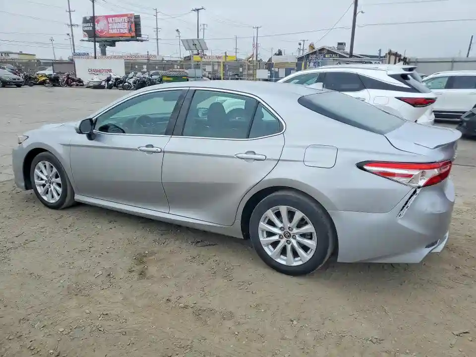 4T1B11HKXKU190009 2019 TOYOTA CAMRY-1
