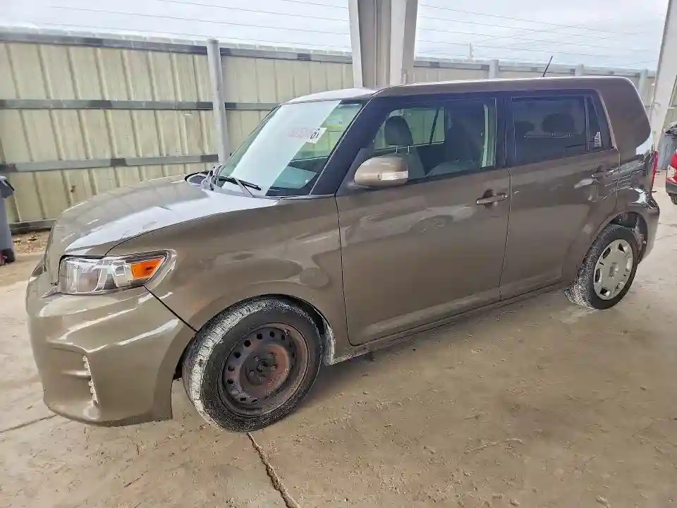 JTLZE4FE2DJ042144 2013 SCION XB-0