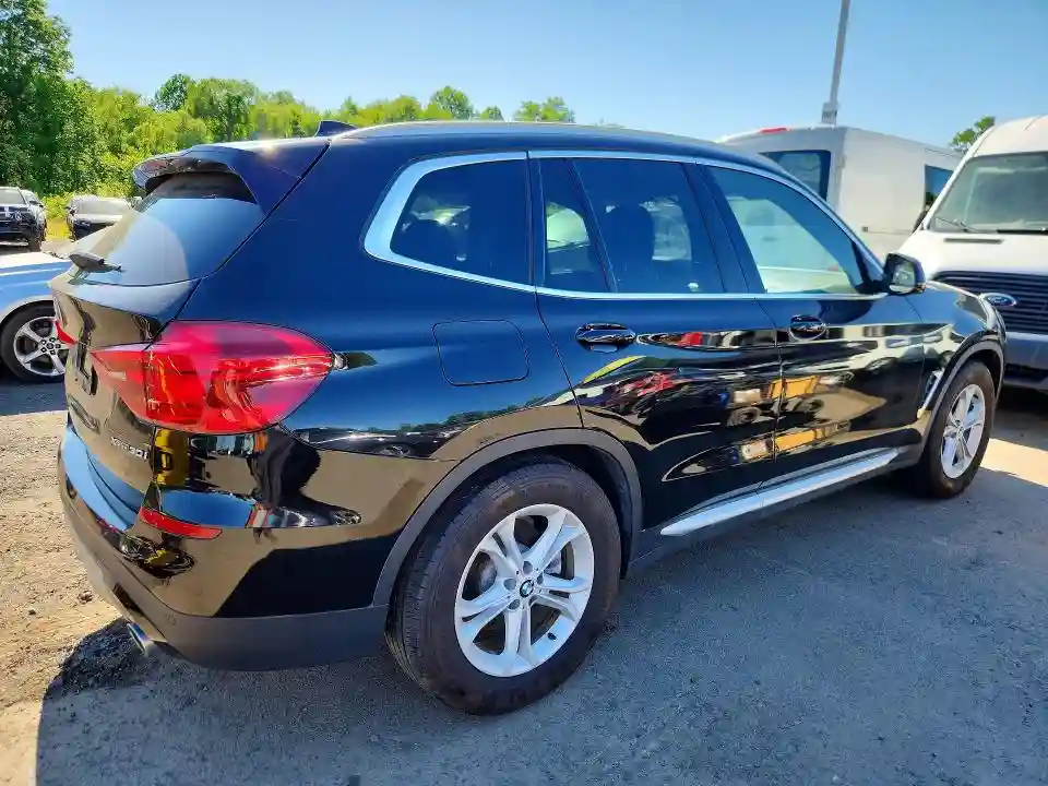 5UXTR9C58KLD94347 2019 BMW X3-2