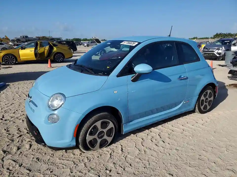 3C3CFFGE1HT579907 2017 FIAT 500-0