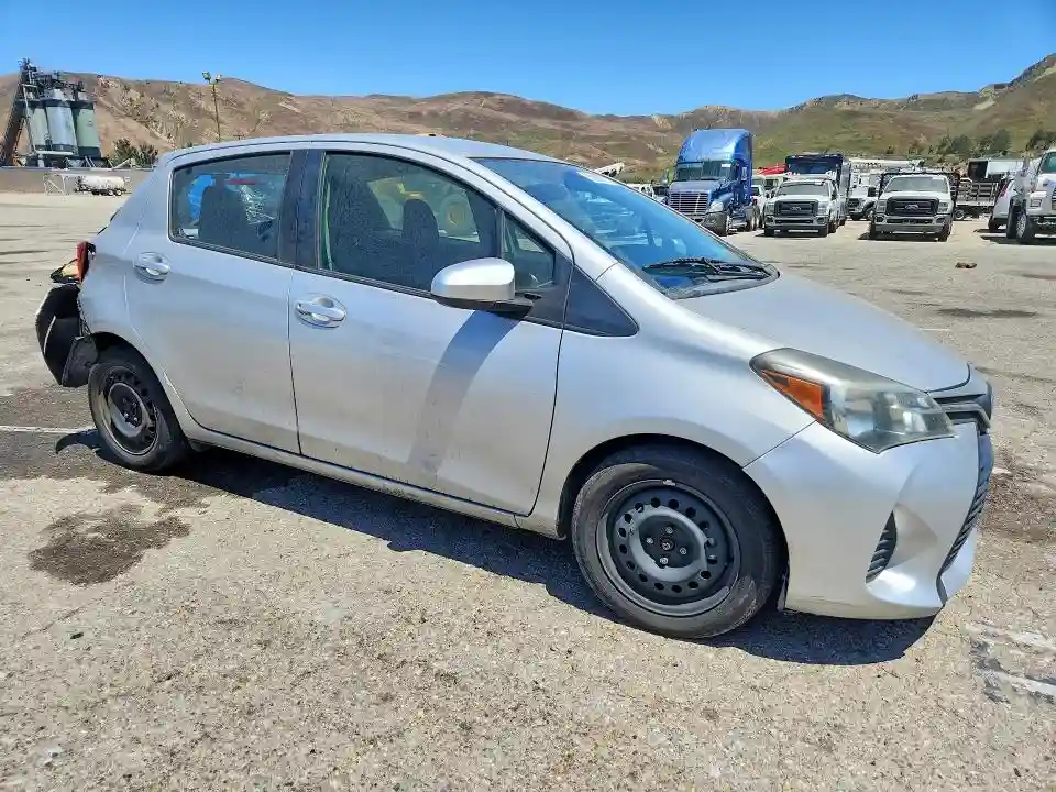 VNKKTUD31HA081471 2017 TOYOTA YARIS-3