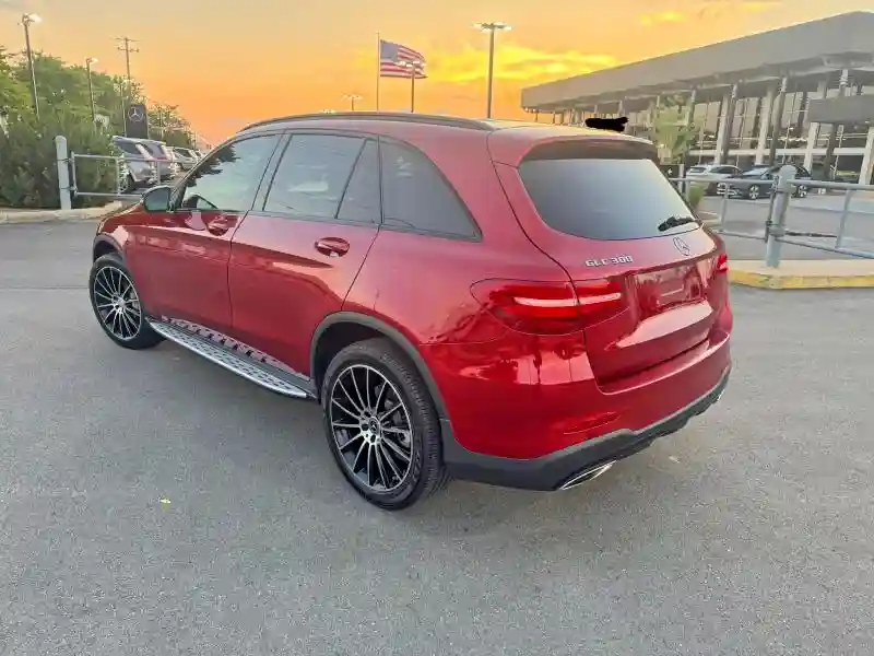 WDC0G4JB5JV079991 2018 MERCEDES-BENZ GLC-CLASS-2