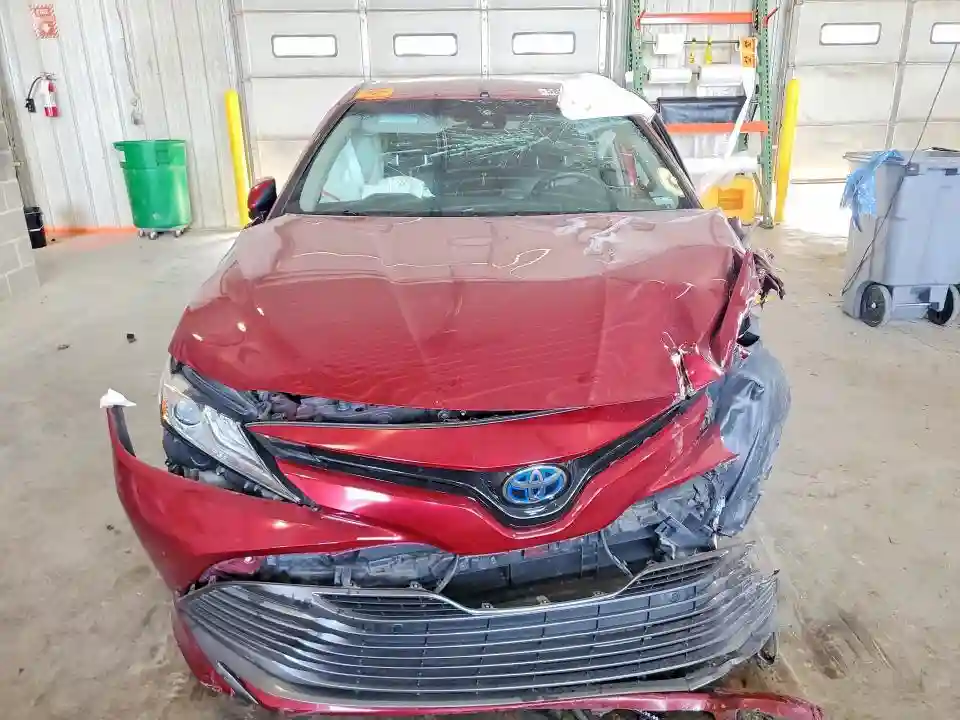 4T1B21HK2JU501363 2018 TOYOTA CAMRY SOLA-4