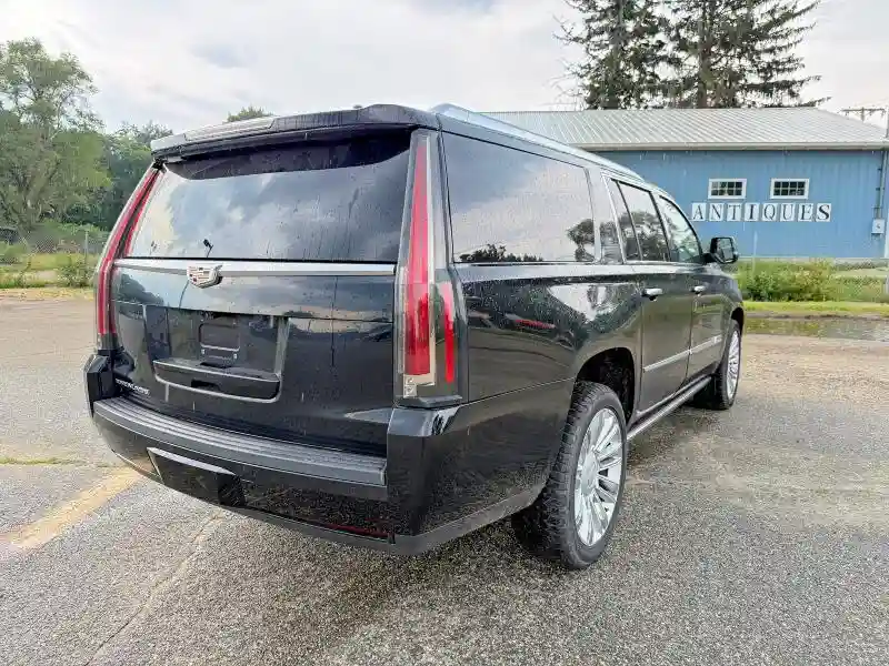 1GYS4KKJ2LR110640 2020 CADILLAC ESCALADE-3