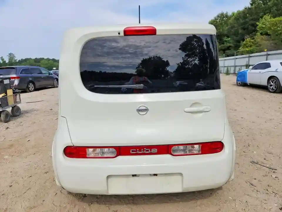 JN8AZ2KR9BT204643 2011 NISSAN CUBE-5