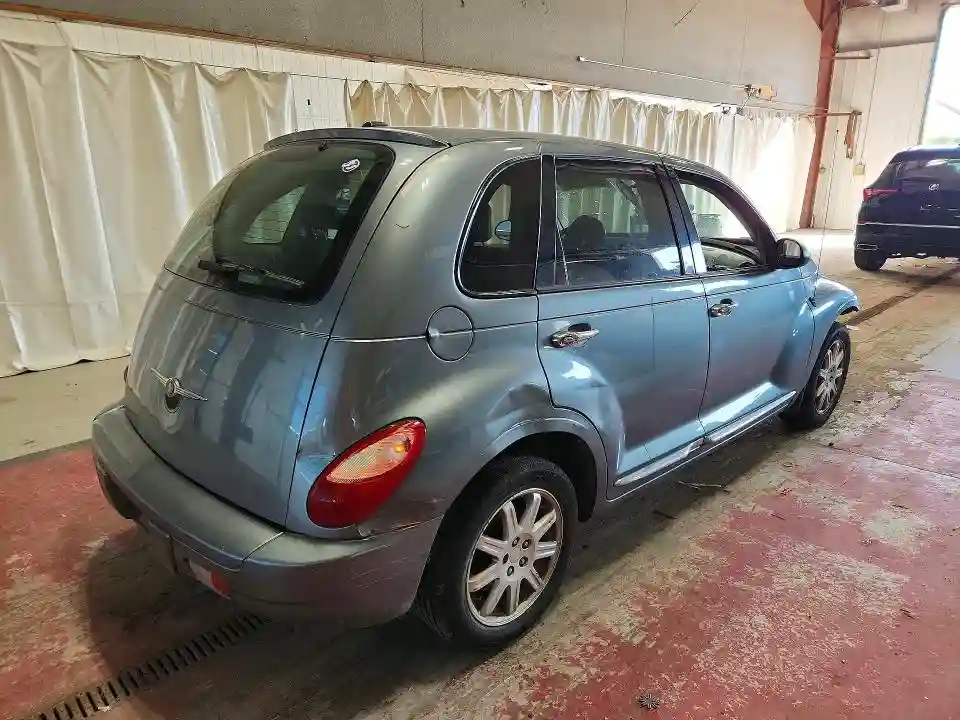 3A4GY5F93AT219172 2010 CHRYSLER PT CRUISER-2