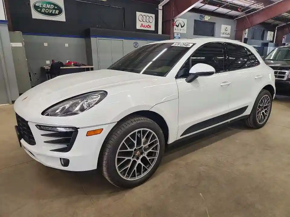 WP1AB2A55GLB50620 2016 PORSCHE MACAN-0