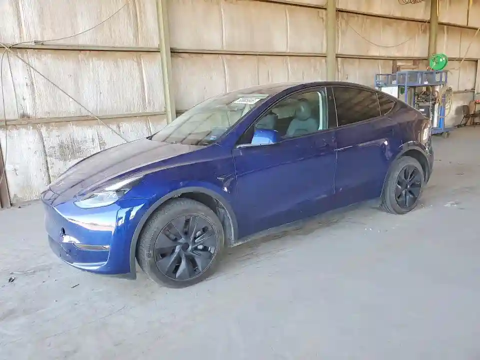 7SAYGDEE4RF168686 2024 TESLA MODEL Y-0