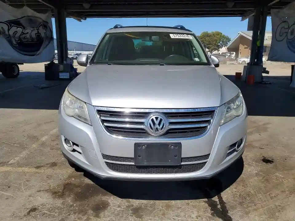 WVGBV7AX4BW513777 2011 VOLKSWAGEN TIGUAN-4