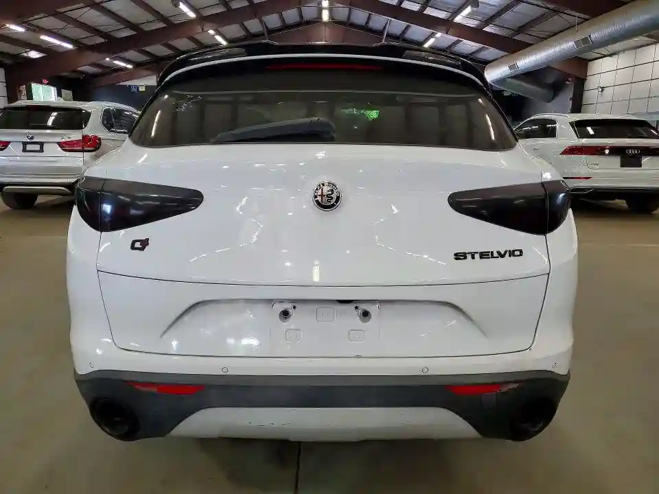 ZASFAKBN0J7B93276 2018 ALFA ROMEO STELVIO-5