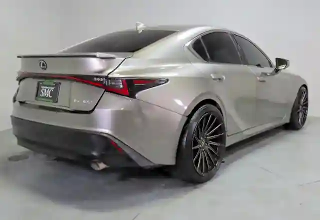 JTHAA1D20M5113277 2021 LEXUS IS-2
