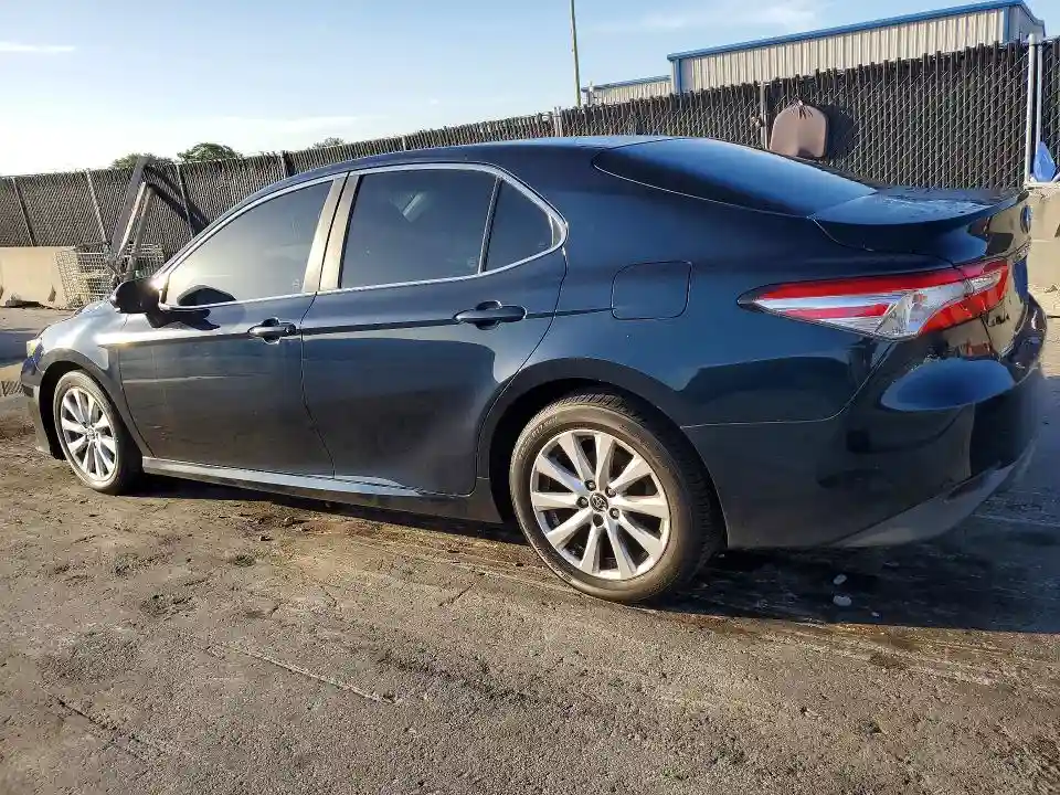 4T1B11HKXJU599058 2018 TOYOTA CAMRY-1