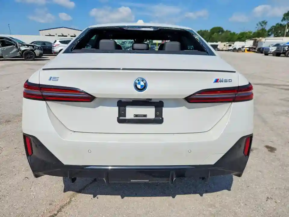 WBY43FK0XRCR75222 2024 BMW I5 M60-5