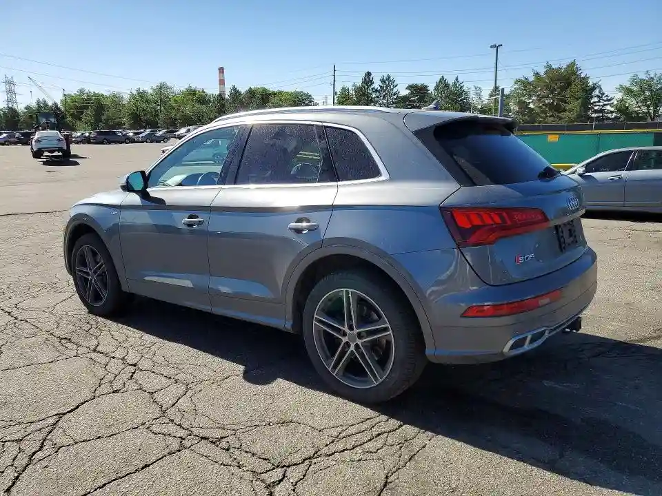 WA1A4AFY2J2020603 2018 AUDI SQ5-1
