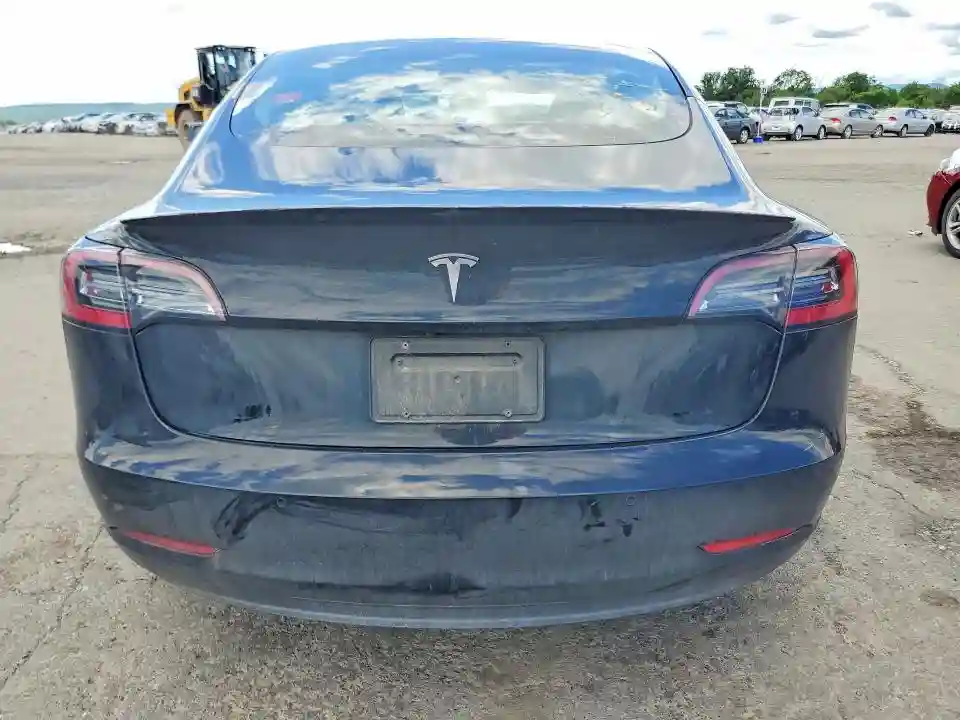 5YJ3E1EA5MF859307 2021 TESLA MODEL 3-5