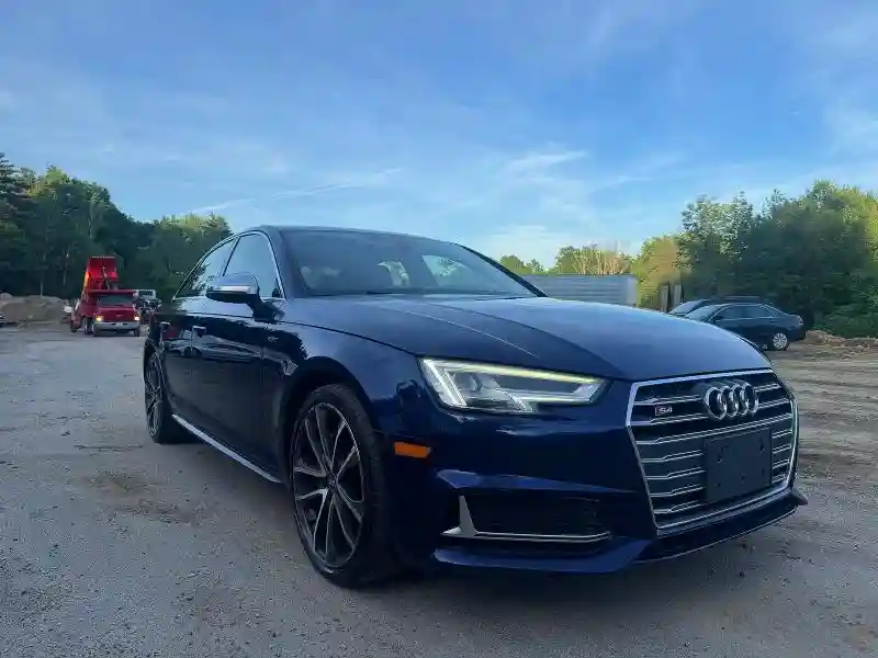 WAUB4AF40JA003891 2018 AUDI S4/RS4-0