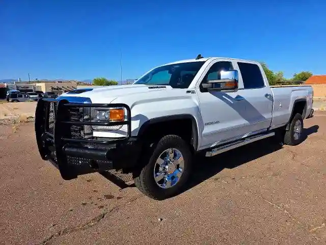 1GT12TEY3HF187497 2017 GMC SIERRA-1