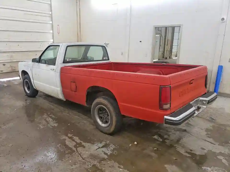 1GBCS14R0J2194383 1988 CHEVROLET S10-1