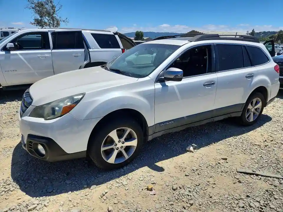 4S4BRBPC2E3310047 2014 SUBARU OUTBACK-0