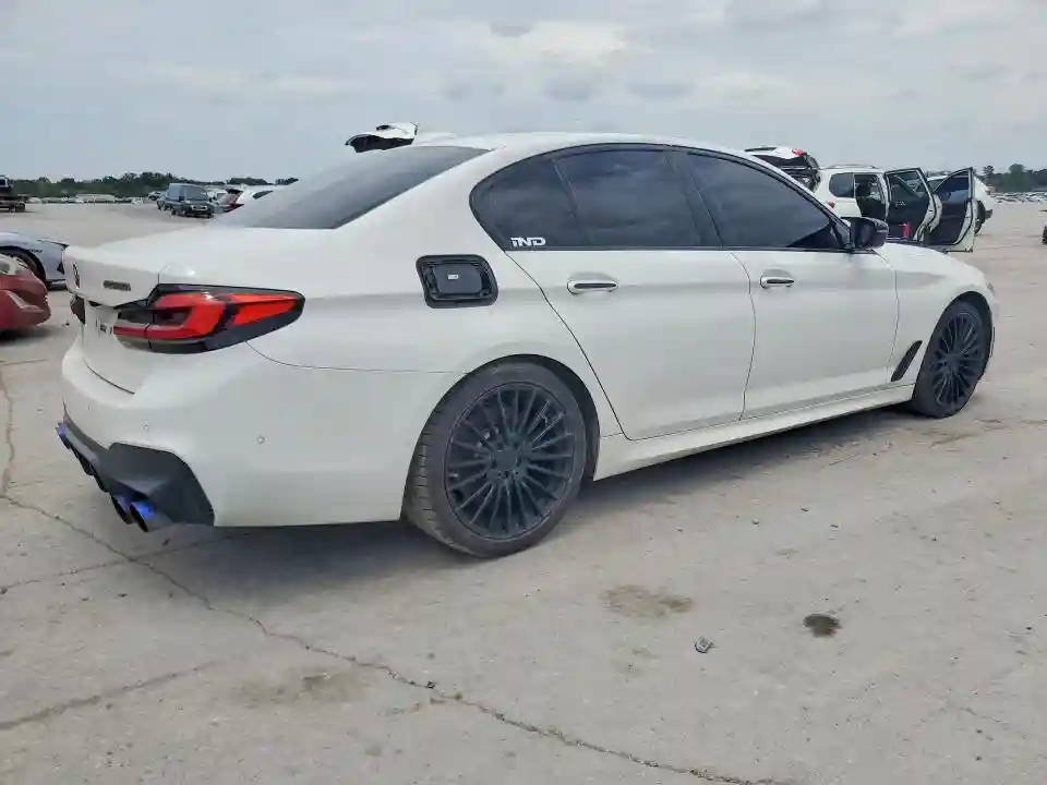 WBAJB9C5XJB049431 2018 BMW M5-2