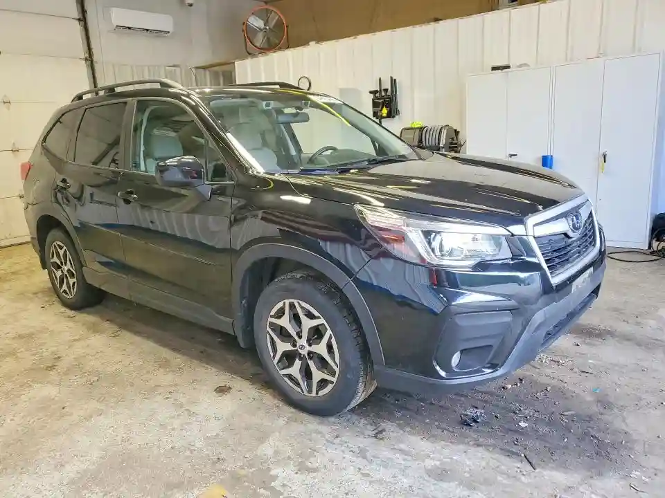 JF2SKAEC8KH459939 2019 SUBARU FORESTER-3